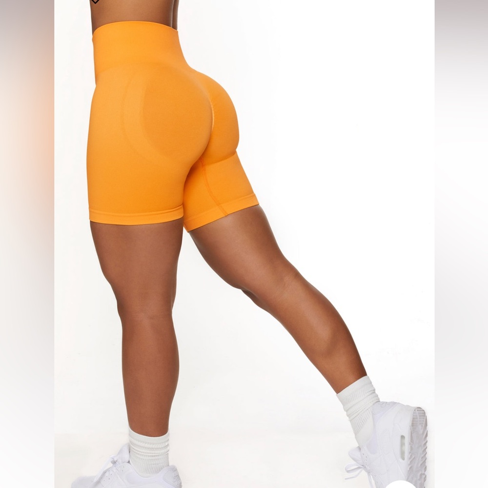 High waisted biker seamless shorts BO+TEE